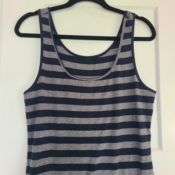 L MIDI BODY CON STRIPED DRESS - Picture 2 of 4